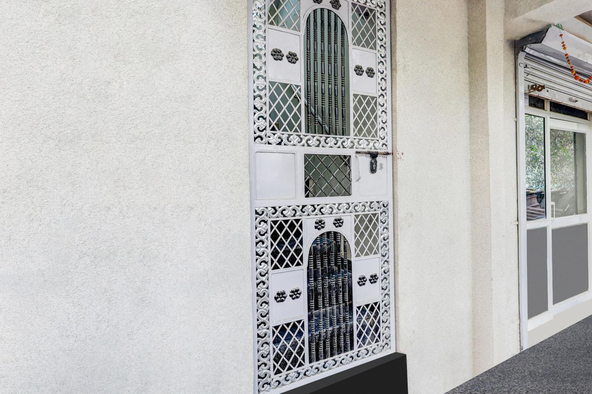 Hotel O Govind Residency Nova Deli Exterior foto